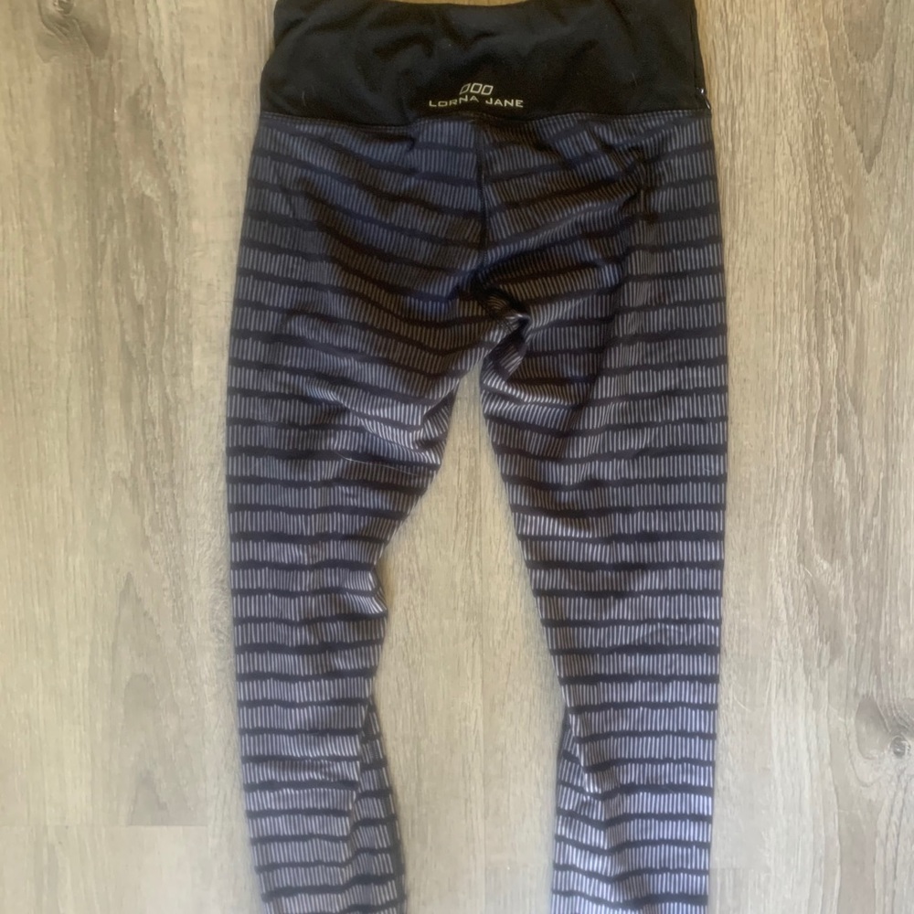 Lorna Jane ombré stripe tights